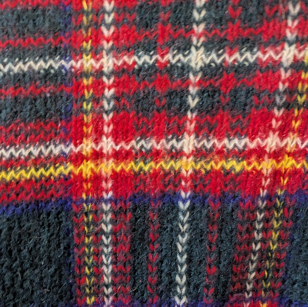 TopShop Plaid Oversized Sweater - Size 6 - Picture 5 of 7